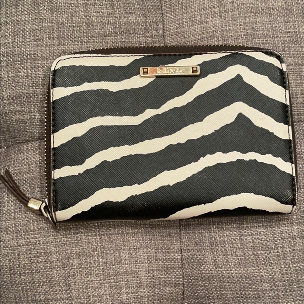 Stella and Dot Tech Wallet (Retired)